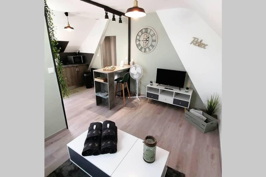 Le Cosy Apartment Санс Екстериор снимка