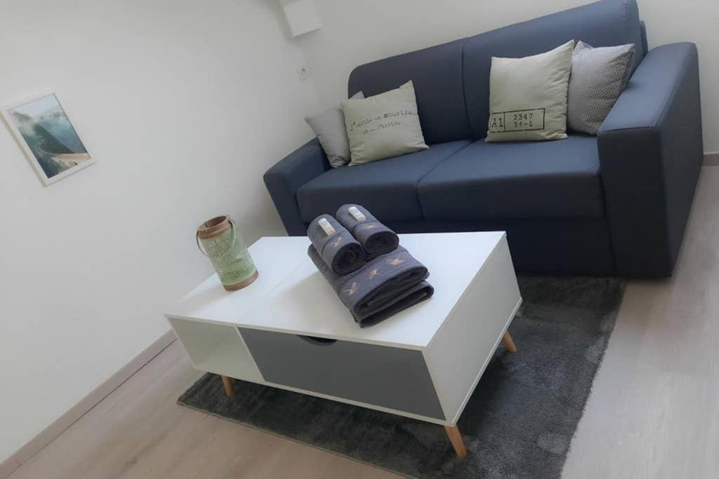 Le Cosy Apartment Санс Екстериор снимка